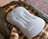 coussin-gonflable-dans-sac-de-couchage